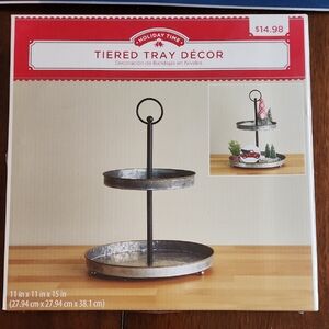 Holiday Time Tiered Tray Décor